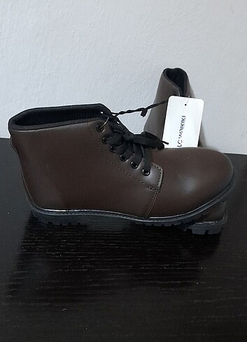 LC Waikiki Uniseks Bot