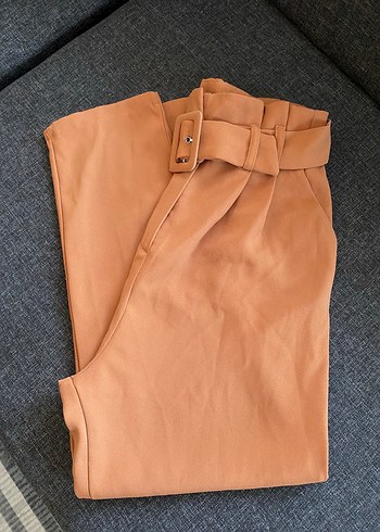 Bej Kadın Süet Kemerli Midi Pantolon