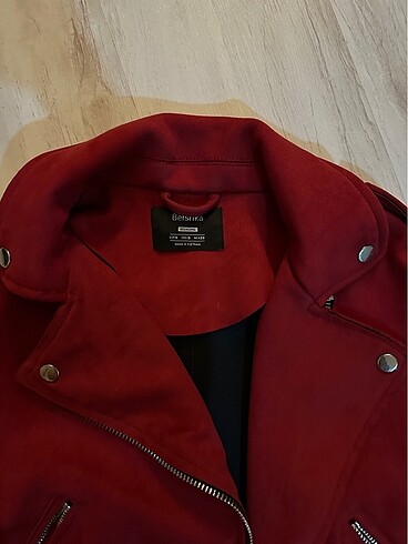 xs Beden Bershka ceket