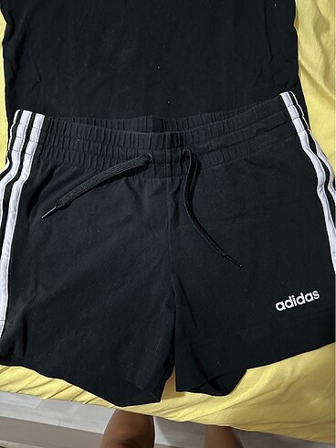 Adidas Adidas t-shirt ve şort takım