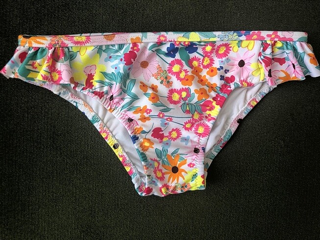 4 Yaş Beden çeşitli Renk Penti kız çocuk bikini takımı 4-5 yaş