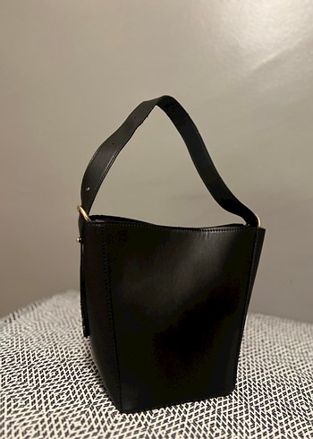 Siyah Deri Minimalist Kadın Çanta