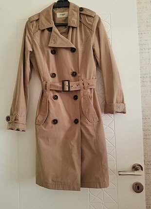 Trencoat