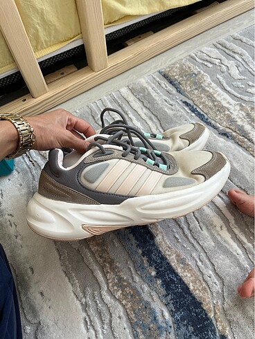 Adidas spor ayakkabı