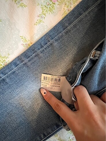 27 Beden Mavi Jeans Serenity Fermuar detaylı Jean