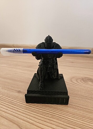 Mandalorian kalem tutucu