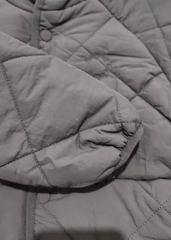 Zara Kapüşonlu Gri Düğmeli Çocuk Mont - Görsel 2