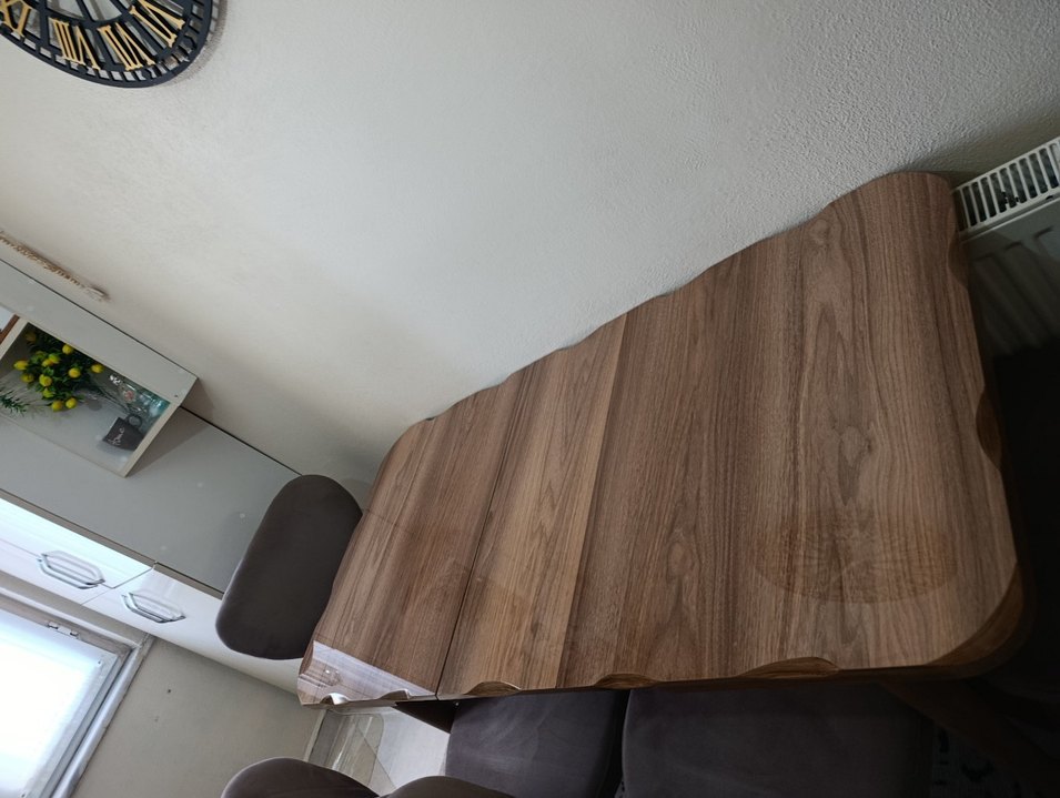 Kahverengi Ahşap Yemek Masası - Görsel 4