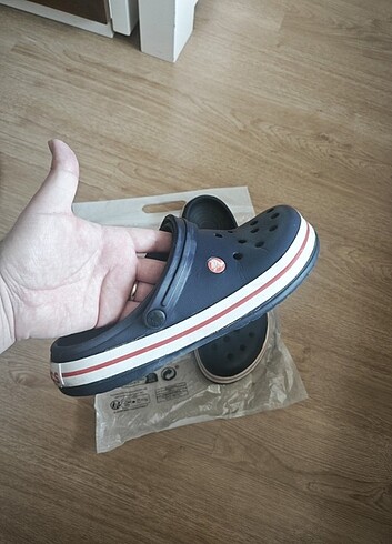 43 Beden lacivert Renk Erkek crocs 43 numara