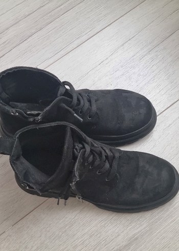37 Beden Siyah Süet Kadın bot