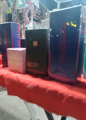 Avon Black Suede Dark Erkek Parfümü - Görsel 5