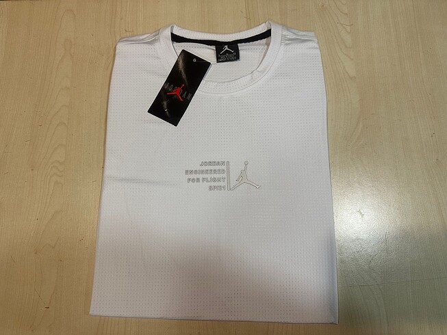 s Beden beyaz Renk Nike air Jordan flight sporcu tshirt