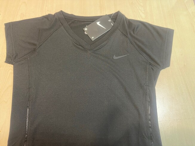 s Beden Nike V yaka dalgıç kumaş slim atlet