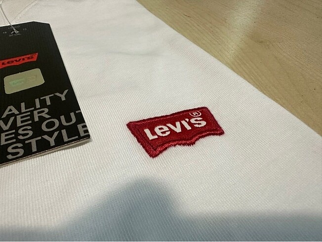 m Beden beyaz Renk Levis bisiklet yaka pamuk kumaş tshirt