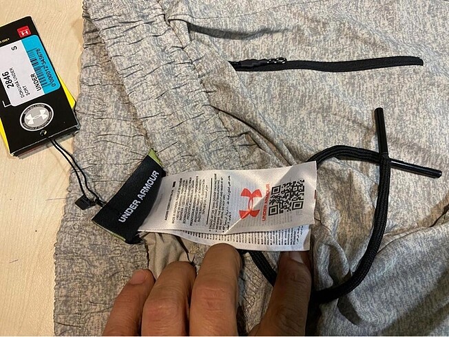 s Beden Under Armour dalgıç kısa spor şort haki