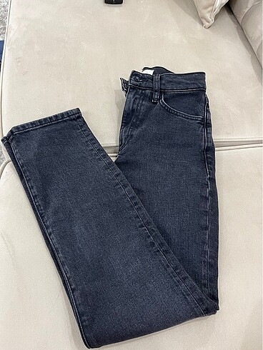 Mango jean