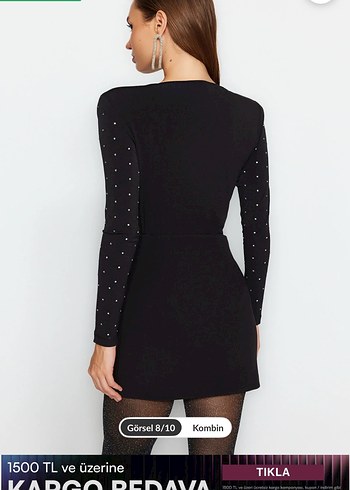 Pul İşlemeli Siyah Mini V Yaka Bluz - Görsel 6