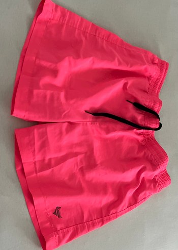 Pembe Şort