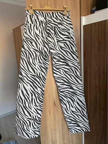 Zara zebra pantolon