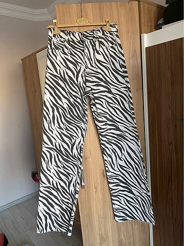 Zara Zara zebra pantolon