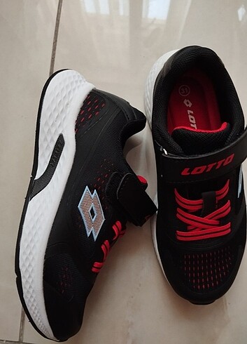 Lotto çocuk spor ayakkabı