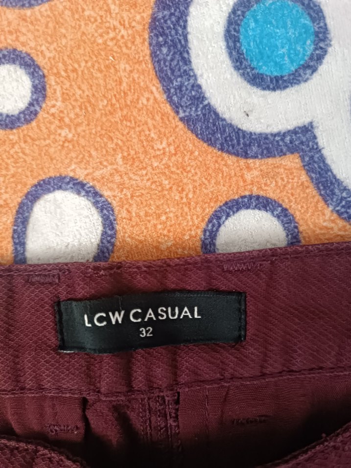 Bordo Düğmeli Rahat Kesim Erkek Bermuda - Görsel 3