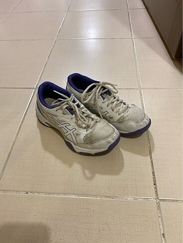 Asics spor ayakkabı