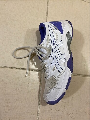 36 Beden Asics spor ayakkabı