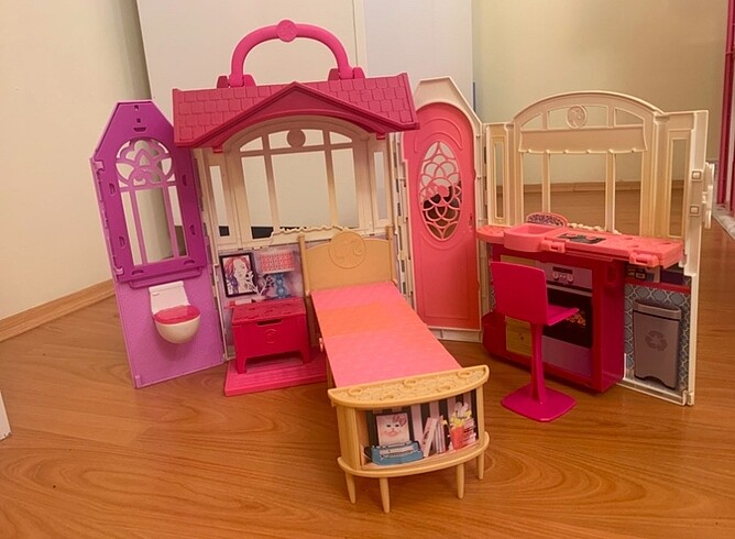  Barbie Evi