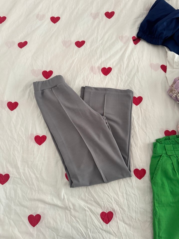 Gri Kadın Rahat Kesim Kumaş Pantolon - Görsel 3