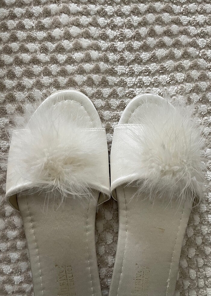 Tüylü terlik - Görsel 2