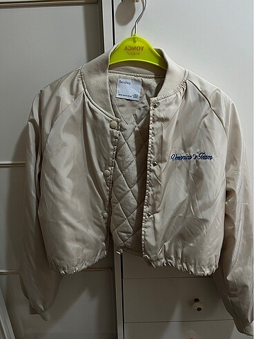 Krem bomber ceket