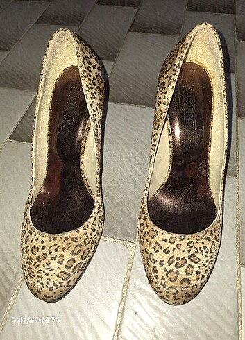 Tertemiz leopar abiye ayakkabı.