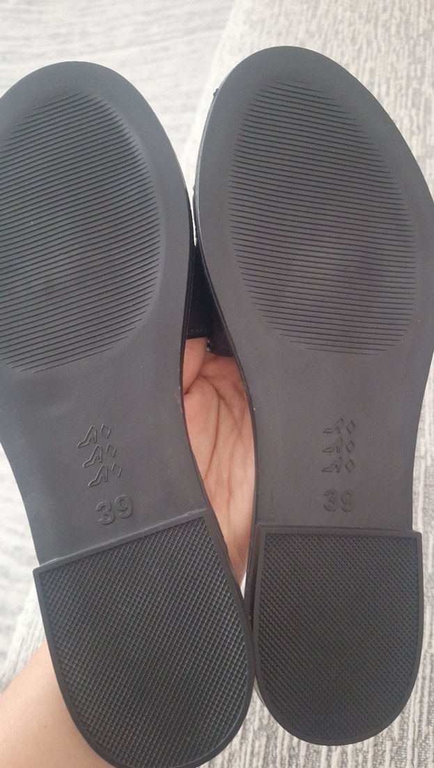 Siyah Tokalı Kadın Terlik - Görsel 4