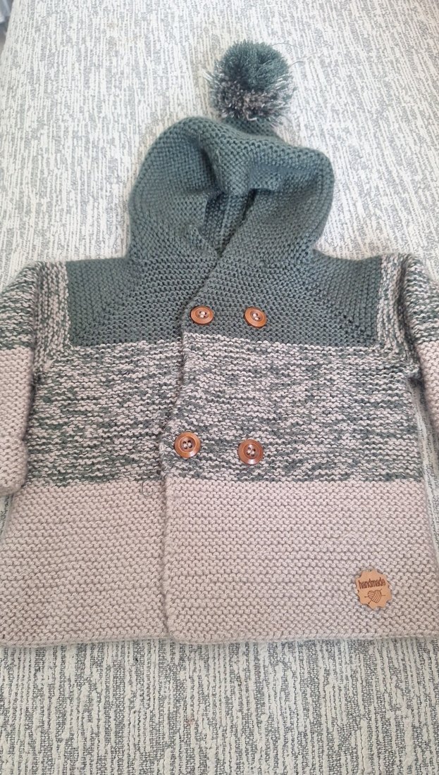 Kapüşonlu yeşıl renk Erkek Çocuk Örgü Mont - Görsel 2