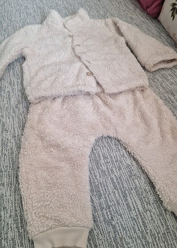 9 Ay Beden Krem Bebek Erkek Uzun Kollu Düğmeli Takım