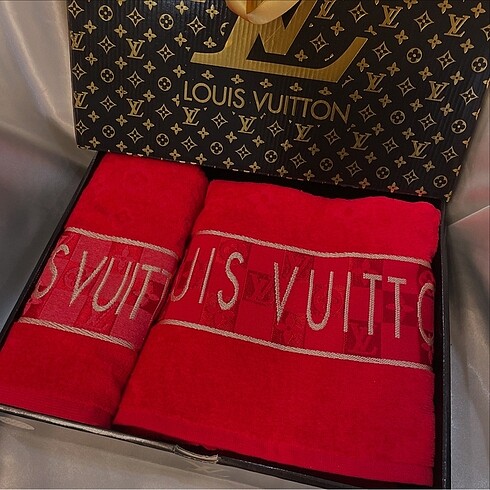 LOUIS VUITTON HAVLU SET