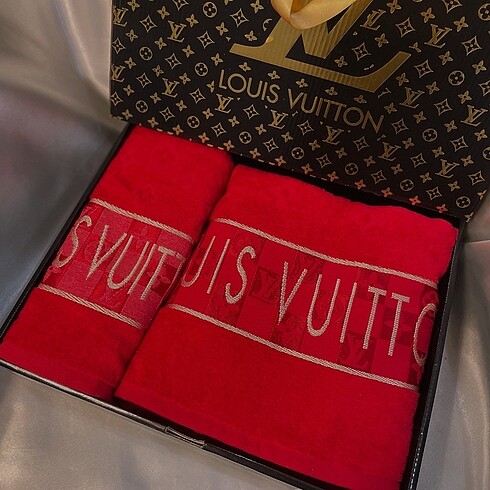 Louis Vuitton LOUIS VUITTON HAVLU SET