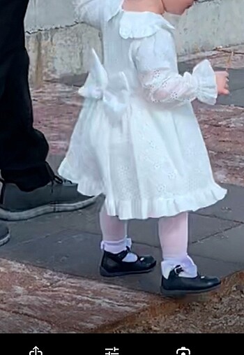 Beyaz fistolu özel gün bebek elbisesi satıldı