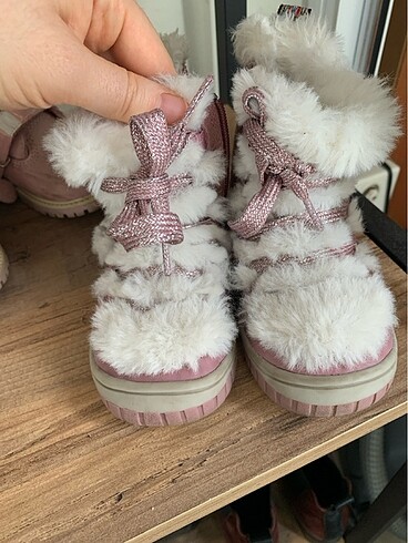 Kız bebek bot - Görsel 6