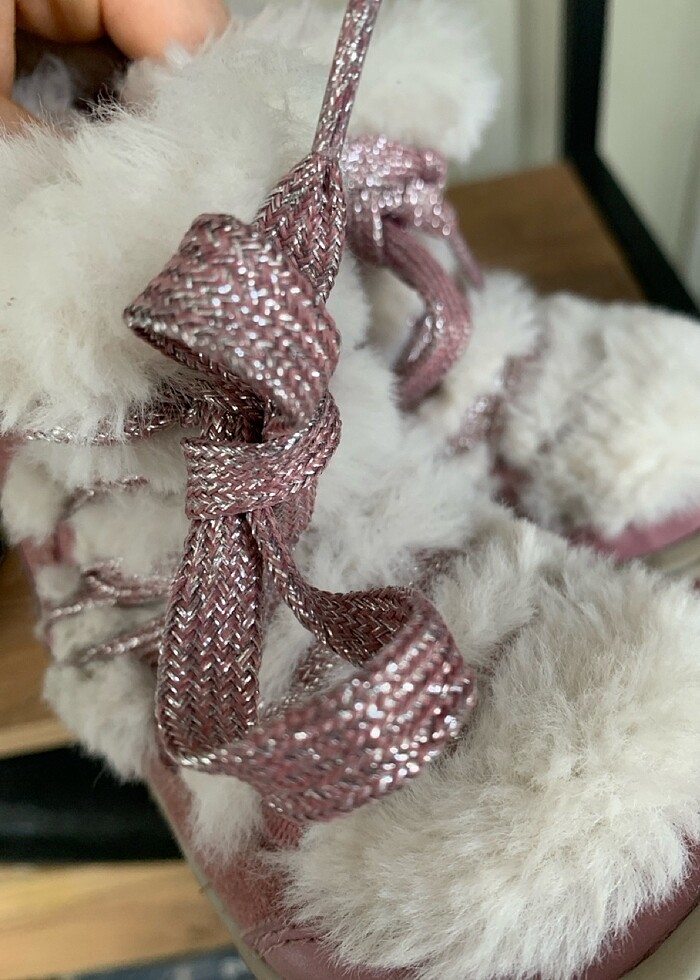 Kız bebek bot - Görsel 5