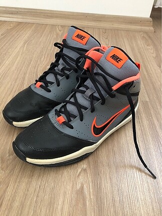Nike Spor Ayakkabi