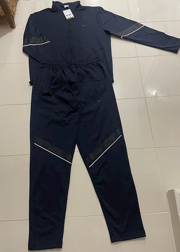 Nike Eşofman Takımı - Görsel 3