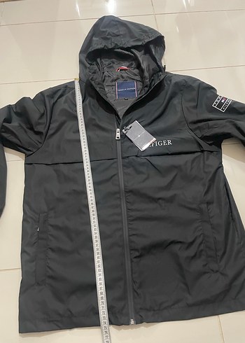 TOMMY HILFIGER Siyah Kapüşonlu İnce Mont - Görsel 7