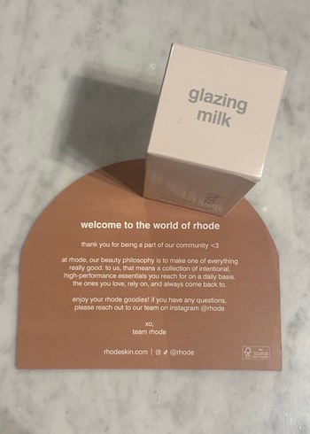 Rhode Glazing Milk  - Görsel 3