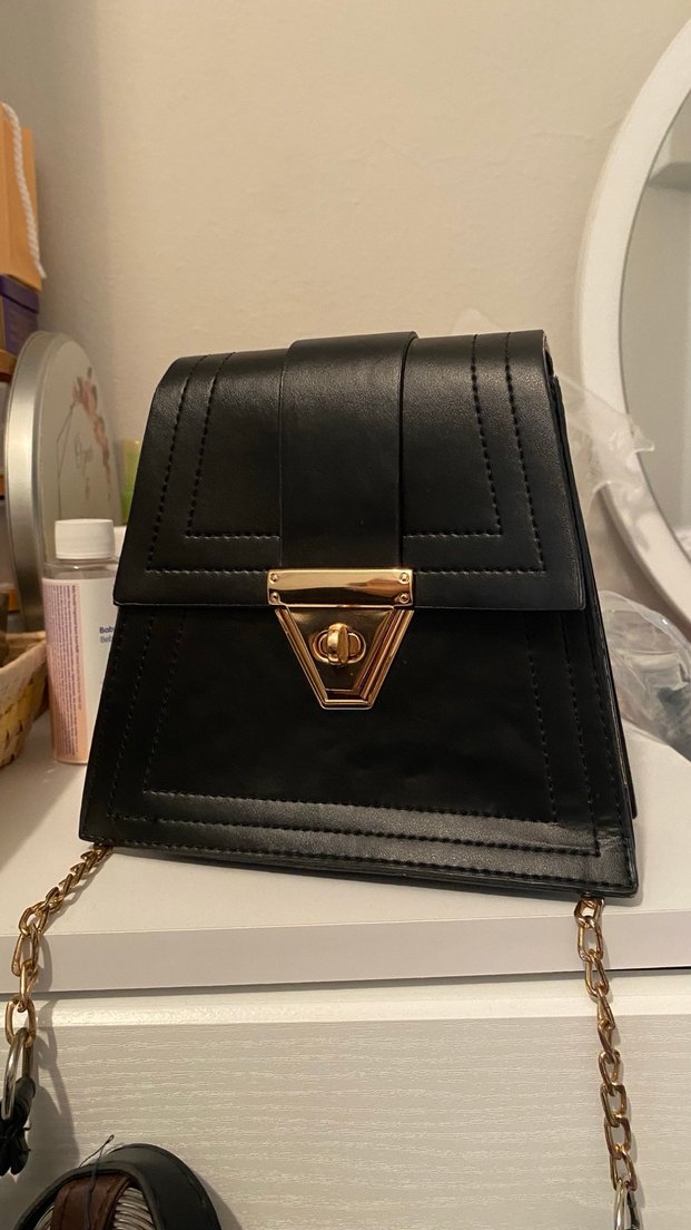 Zincir Detaylı Siyah Deri  Çanta - Görsel 3