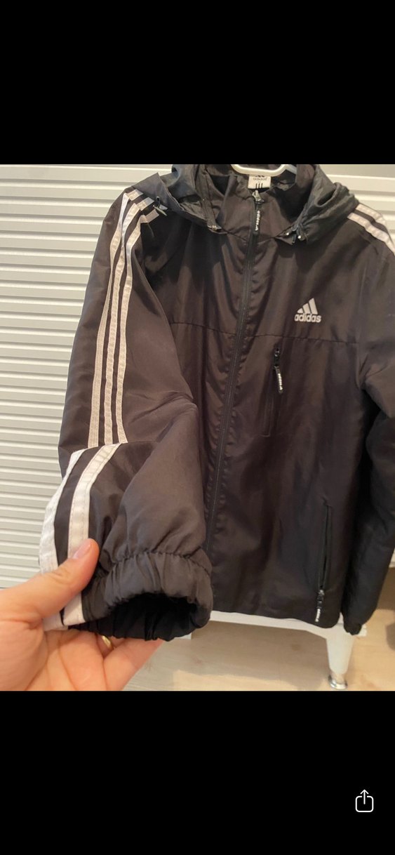 Adidas Siyah Kapüşonlu Erkek Yağmurluk - Görsel 3