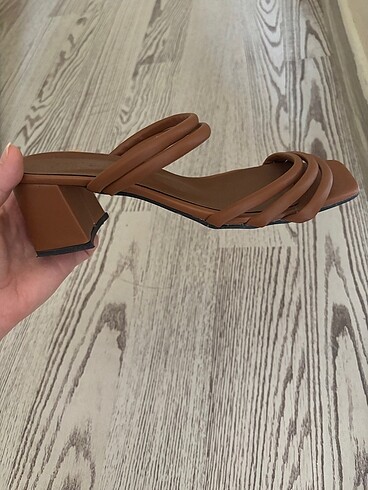 Zara Topuklu terlik
