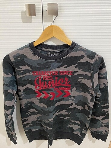 Hummel sweatshirt