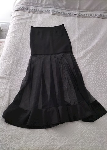 Uzun Siyah Gotik Volanlı Etek